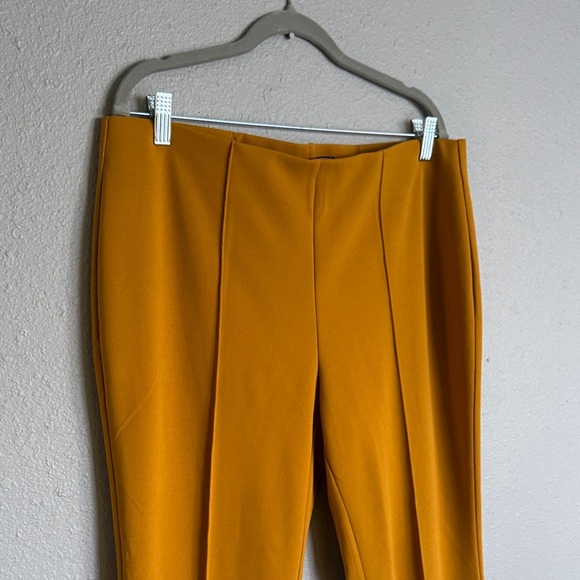 NYC Mustard Yellow pants - Picture 3 of 6
